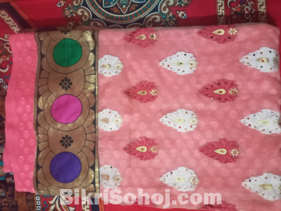 শাড়ি ও গাউন